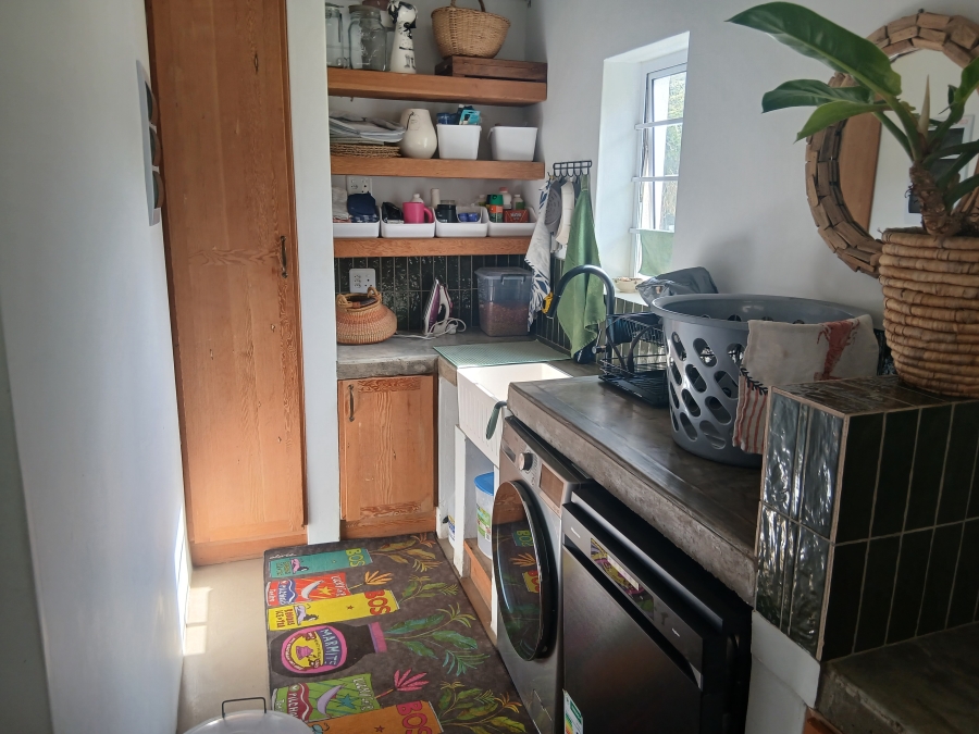 5 Bedroom Property for Sale in Morgans Bay Eastern Cape